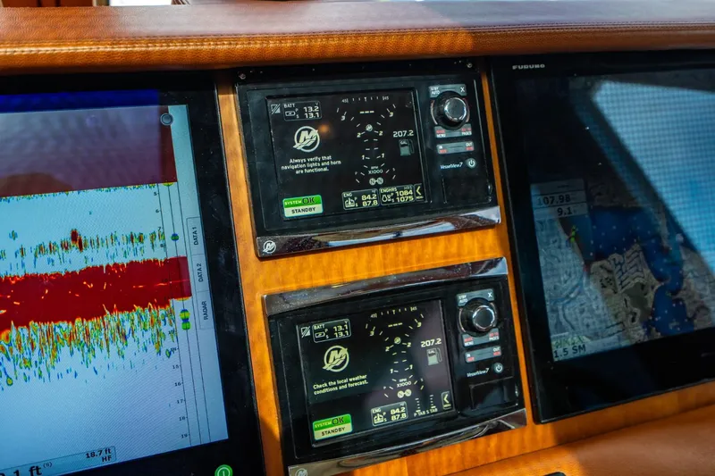 Salty Dog Yacht Photos Pics 