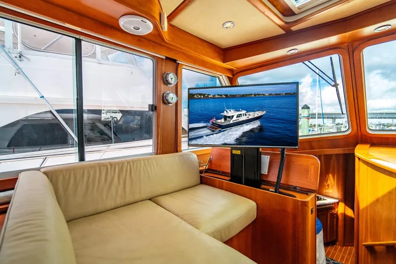 Salty Dog Yacht Photos Pics 