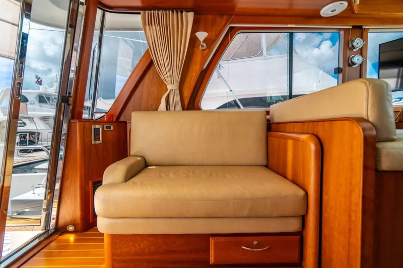 Salty Dog Yacht Photos Pics 