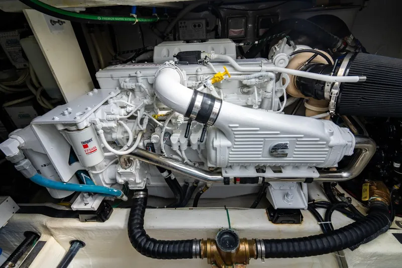 Salty Dog Yacht Photos Pics 