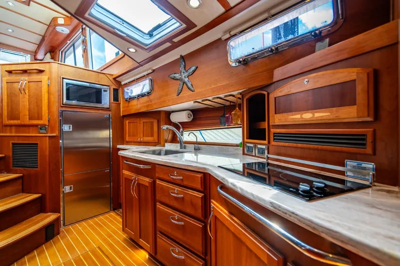 Salty Dog Yacht Photos Pics 