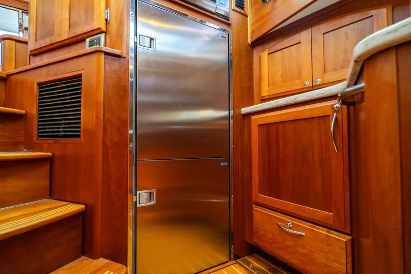 Salty Dog Yacht Photos Pics 