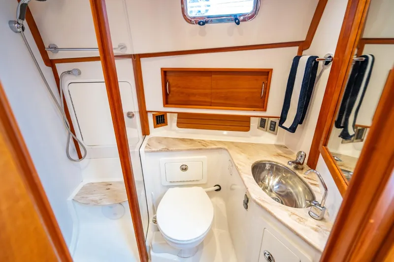 Salty Dog Yacht Photos Pics 