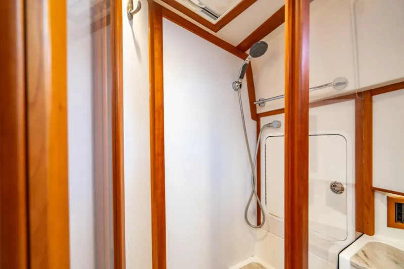 Salty Dog Yacht Photos Pics 