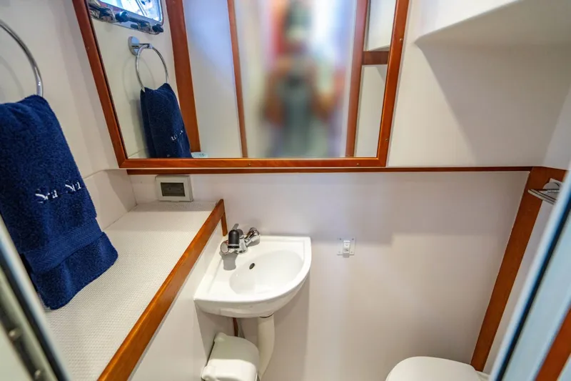 Salty Dog Yacht Photos Pics 