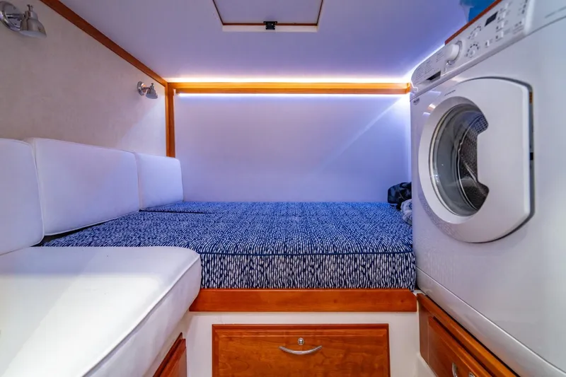 Salty Dog Yacht Photos Pics 