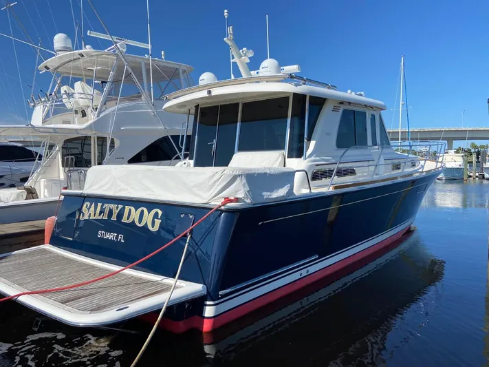 Salty Dog Yacht Photos Pics 