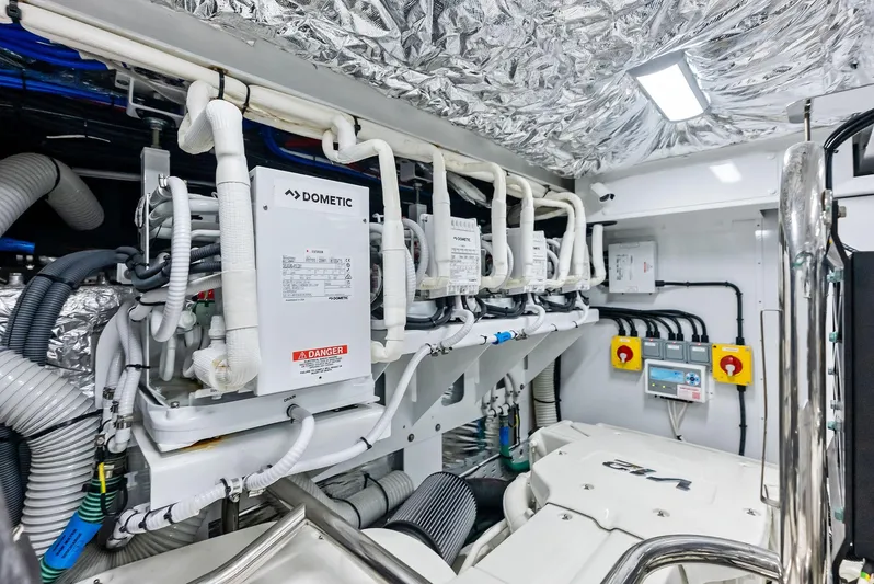 Seaquel Yacht Photos Pics 