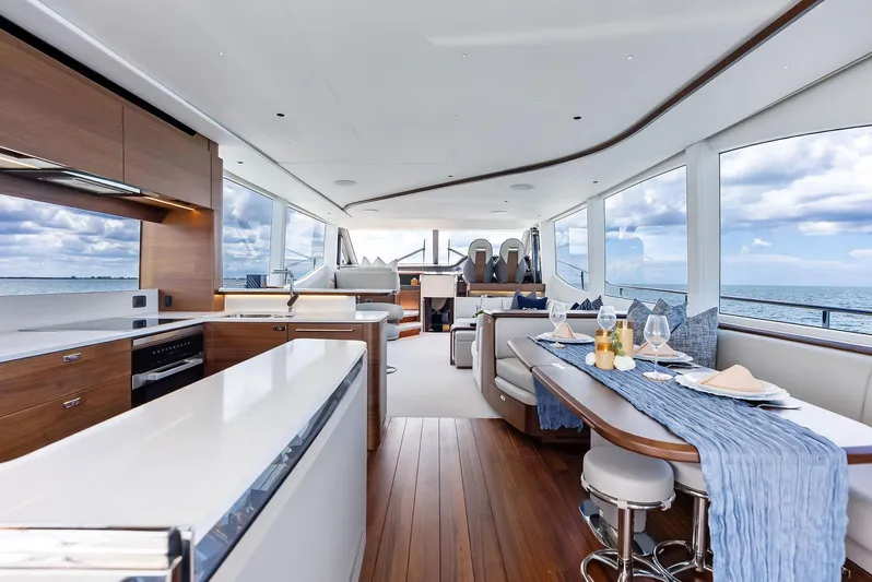 Seaquel Yacht Photos Pics 