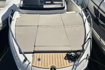 2024 Quicksilver Activ 675 Sundeck