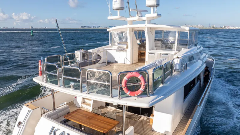 Kaya Yacht Photos Pics 