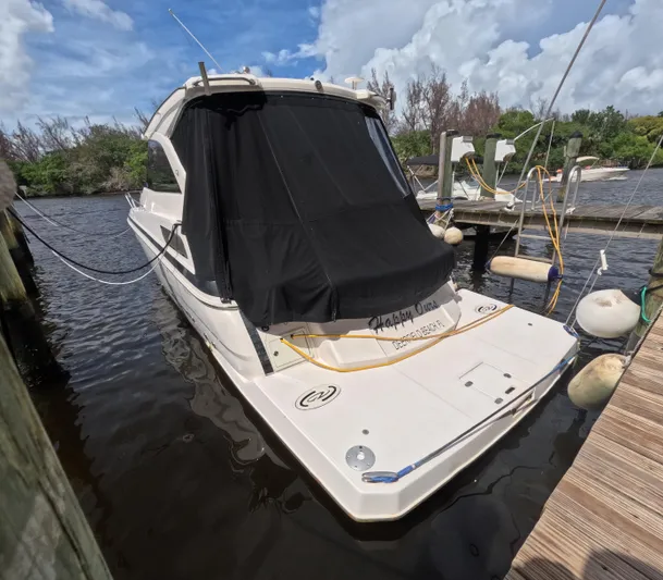 Happy Ours Yacht Photos Pics 