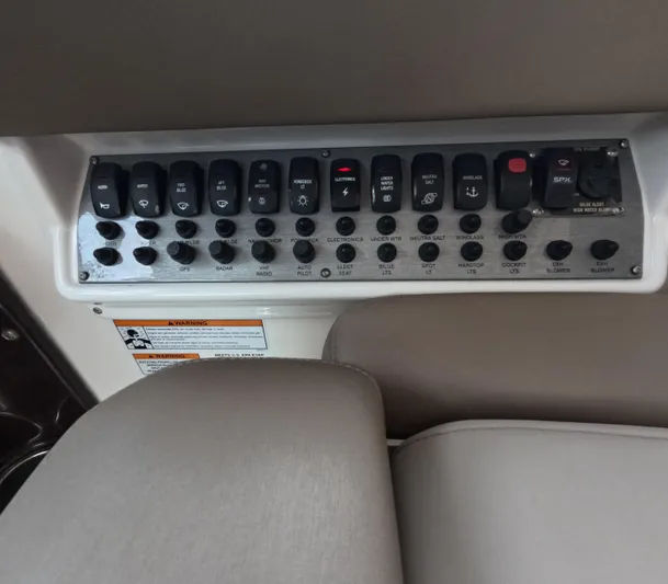 Happy Ours Yacht Photos Pics 