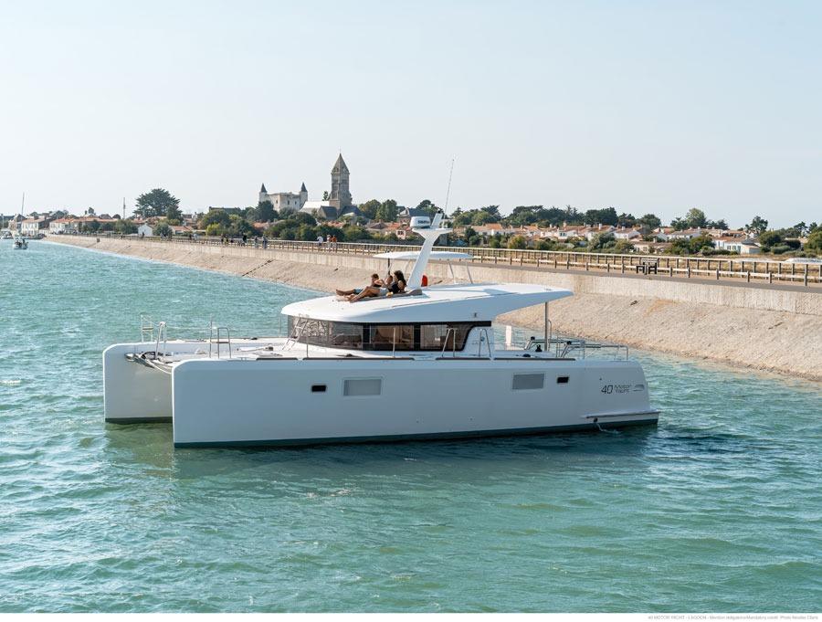 2015 Lagoon 40 Motor Yacht