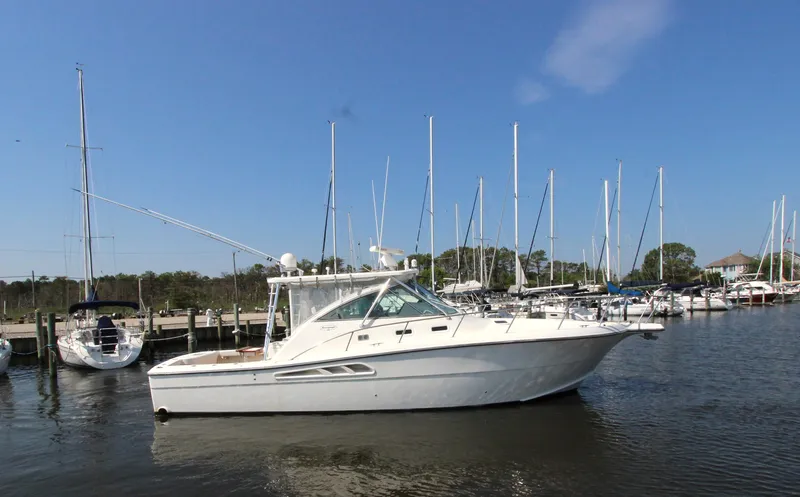 Duke Yacht Photos Pics 