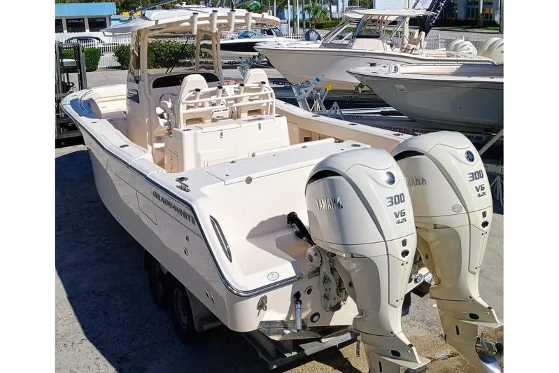 306-821 Yacht Photos Pics 