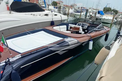 Riva 33 Aquariva Super