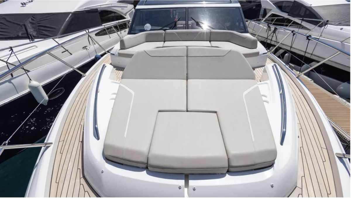2022 Princess 66 