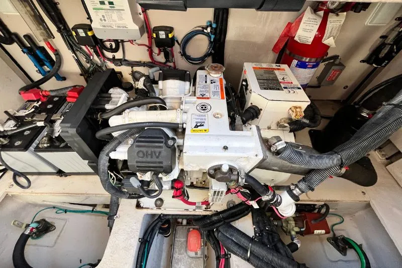 Lil Lee Yacht Photos Pics 