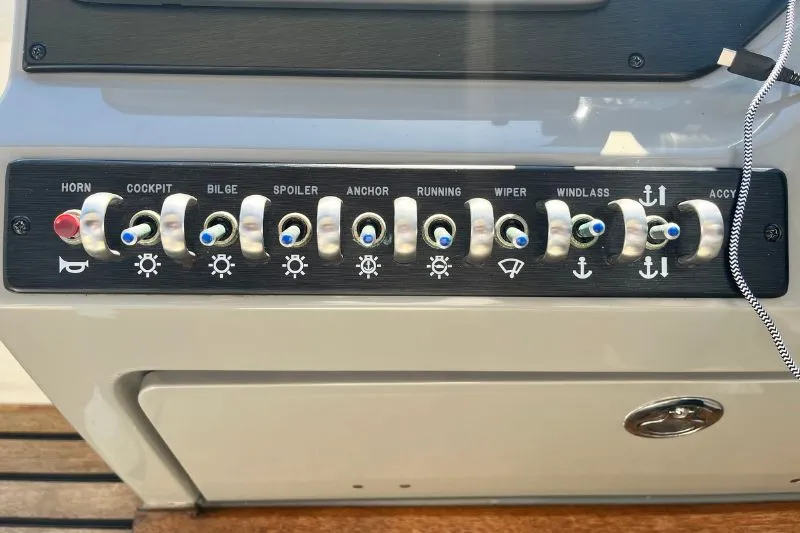 Lil Lee Yacht Photos Pics 