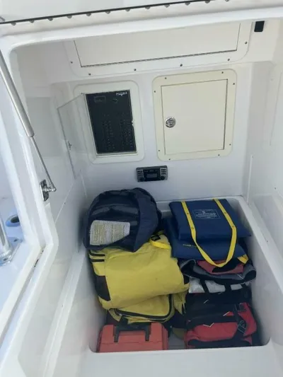 Carried Away Yacht Photos Pics 