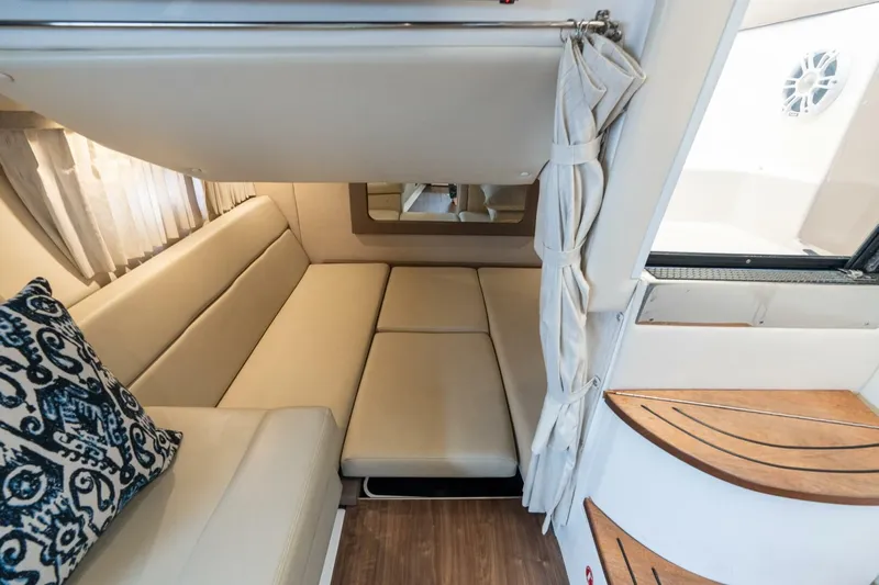  Yacht Photos Pics 2017 Regal 35 Sport Coupe - Image 23