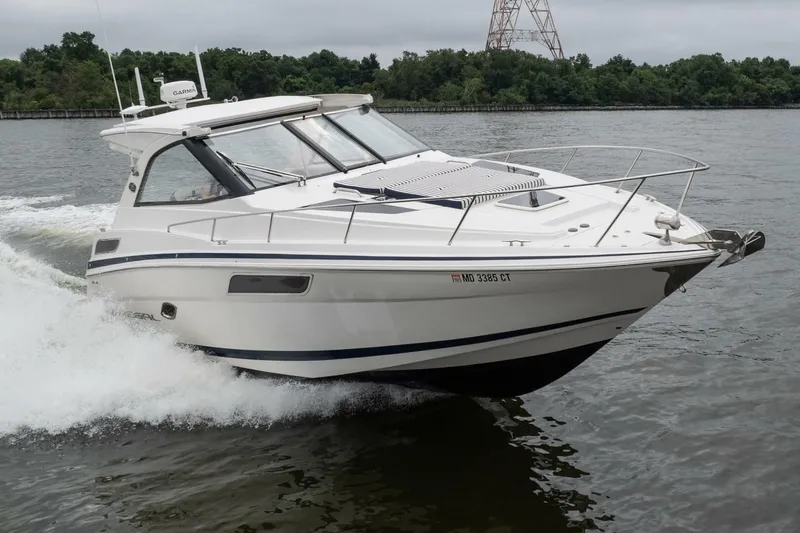  Yacht Photos Pics 2017 Regal 35 Sport Coupe - Image 7