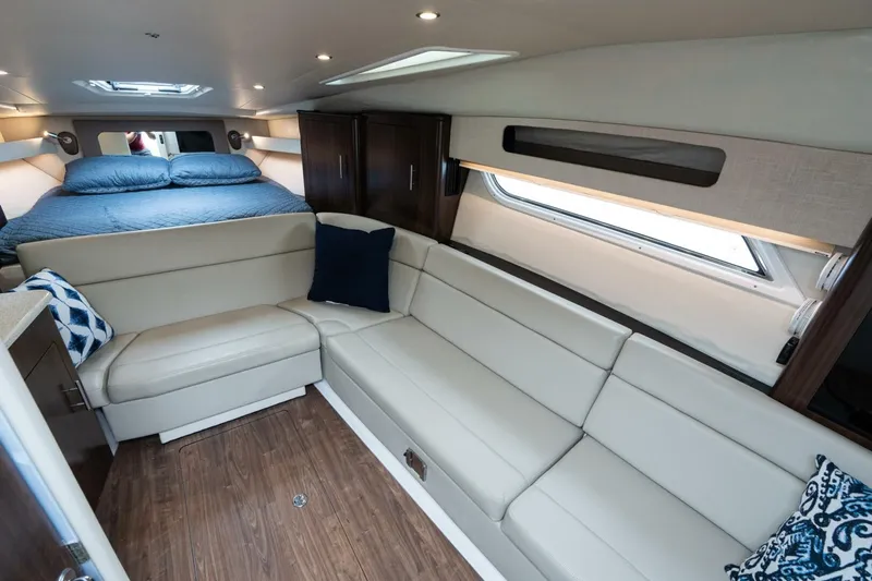  Yacht Photos Pics 2017 Regal 35 Sport Coupe - Image 19