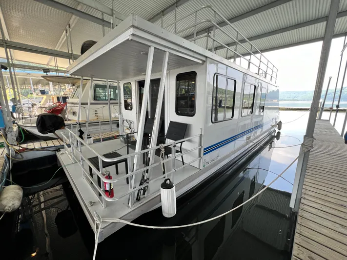 Nancy Dee Yacht Photos Pics 
