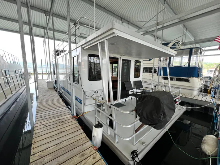 Nancy Dee Yacht Photos Pics 