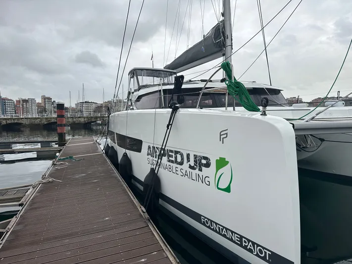 Ampedup Yacht Photos Pics 