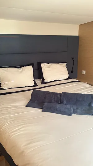 Ampedup Yacht Photos Pics 