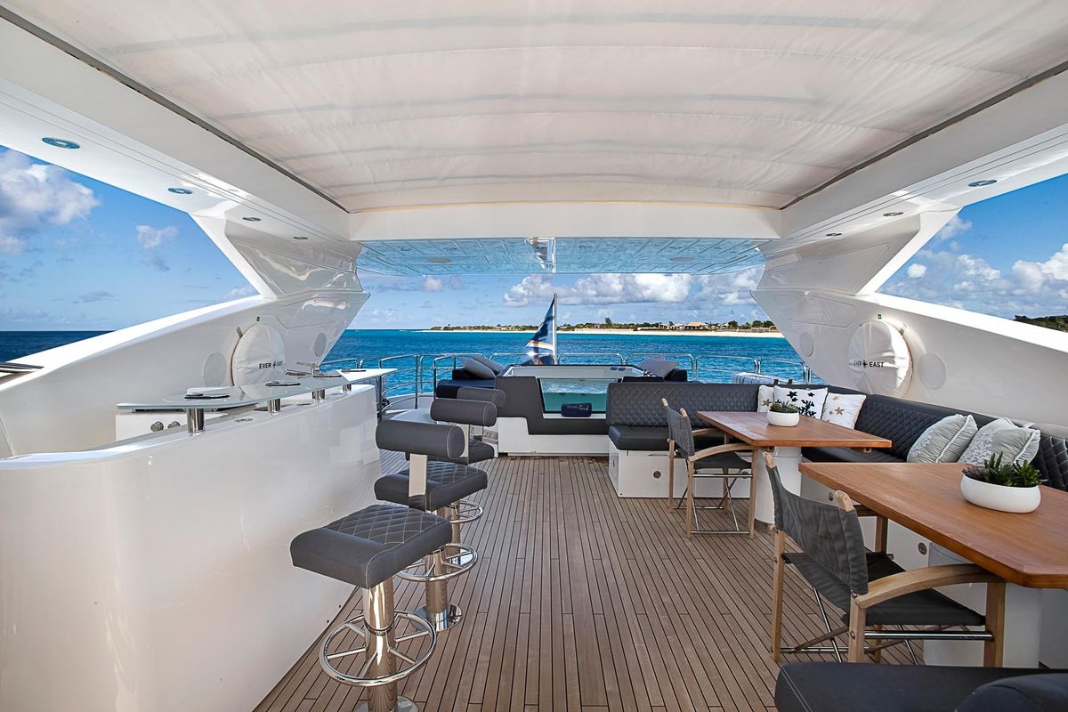 2013 Sunseeker 115 