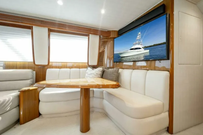 Reel Screamer Yacht Photos Pics 2016 Viking 55 Convertible DONE PICKIN- Salon