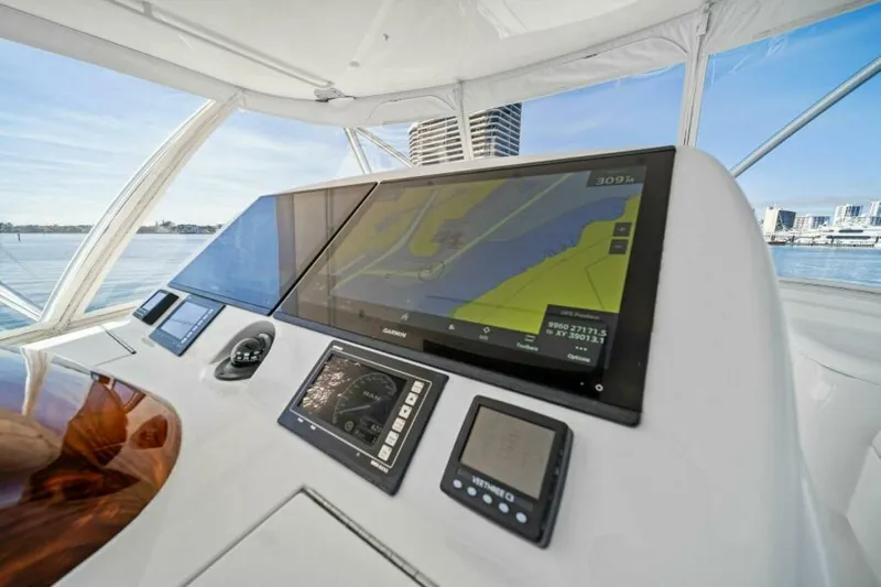 Reel Screamer Yacht Photos Pics 2016 Viking 55 Convertible DONE PICKIN- Flybridge