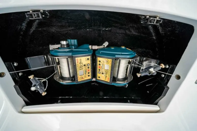 Reel Screamer Yacht Photos Pics 2016 Viking 55 Convertible DONE PICKIN- Flybridge