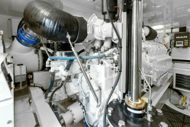 Reel Screamer Yacht Photos Pics 2016 Viking 55 Convertible DONE PICKIN- Engine Room