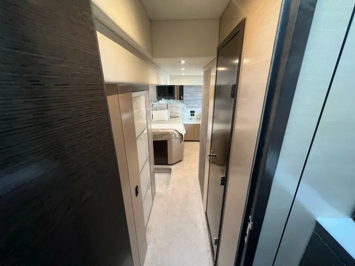 Impulsive Decision Yacht Photos Pics 2021 Cruisers Yachts 54 Cantius - Image 24