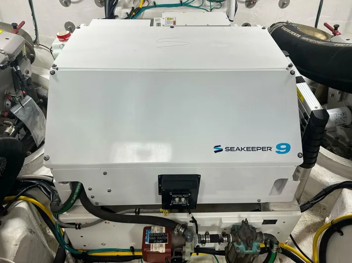 Impulsive Decision Yacht Photos Pics 2021 Cruisers Yachts 54 Cantius - Image 36