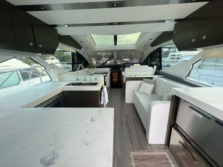 Impulsive Decision Yacht Photos Pics 2021 Cruisers Yachts 54 Cantius - Image 7