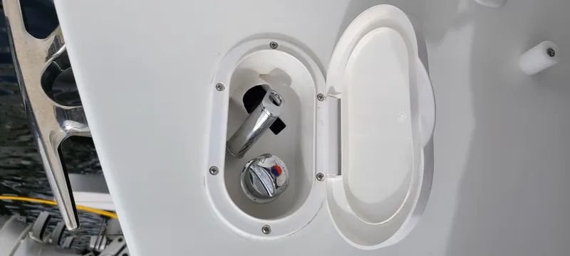 Due South Yacht Photos Pics 