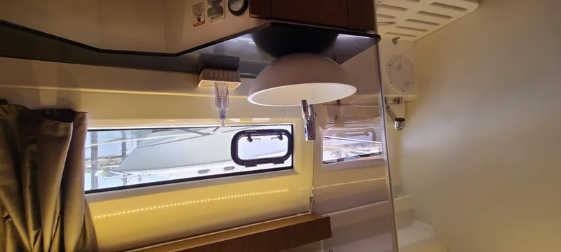 Due South Yacht Photos Pics 