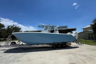 Invincible 33 Catamaran