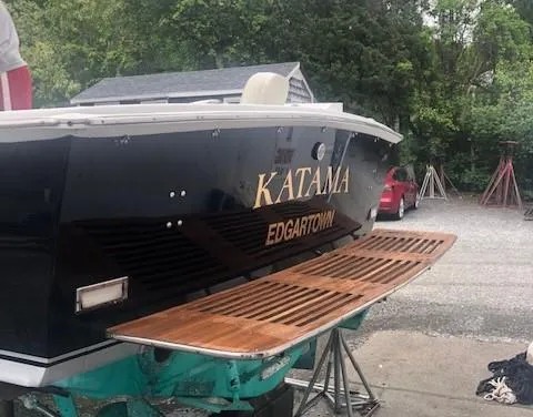 Katama Yacht Photos Pics 1986 Bertram 31 Sportfish Flybridge boat named Katama in Edgartown.