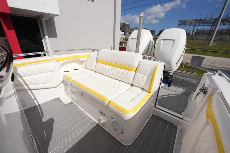 Rosies Boat Yacht Photos Pics 