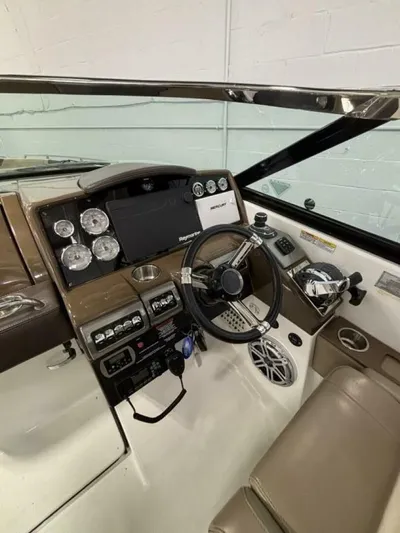  Yacht Photos Pics 2019 Formula 350 Cbr - Image 6