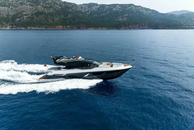 2026 Sunseeker 75 Sport Yacht