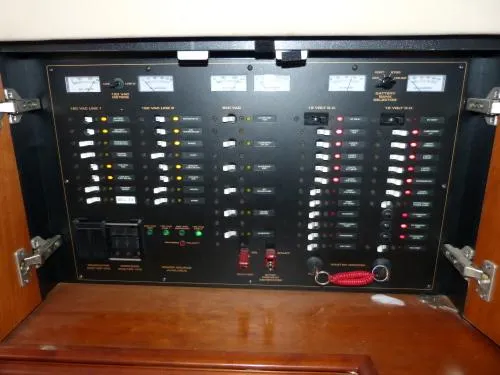  Yacht Photos Pics Electrical control panel of 2001 Cruisers Yachts 4450 Express Motoryacht.