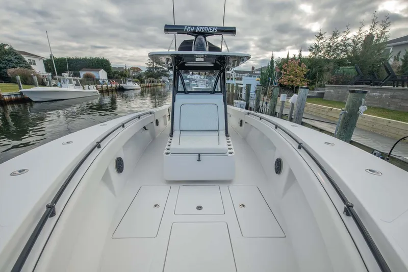 Mr Fish Yacht Photos Pics 2016 SeaHunter 35 Tournament boat docked, showcasing spacious deck and sleek design.