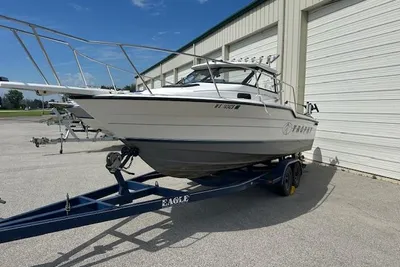 Bayliner Trohpy